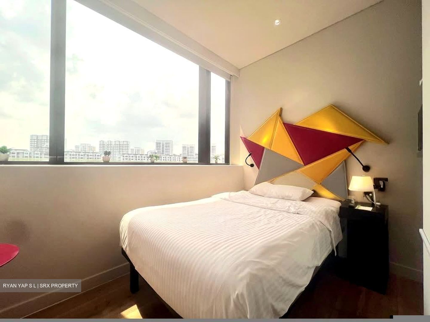 Macpherson Road (D13), Condominium #587644981